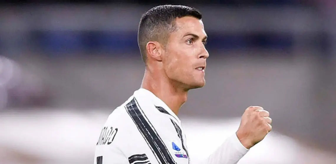 Cristiano Ronaldo festeja un gol con la Juventus