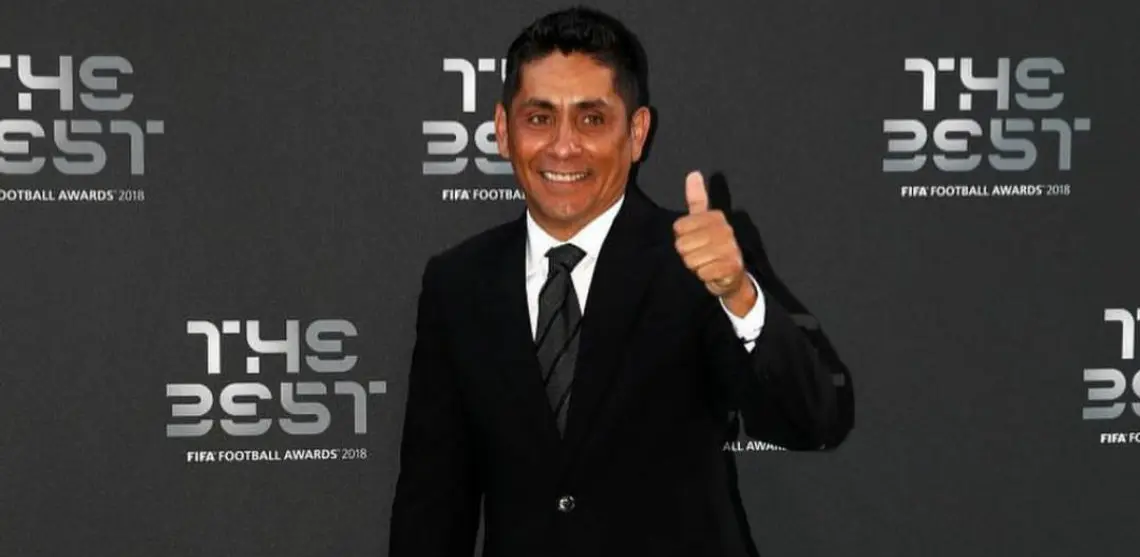 Jorge Campos en una gala del The Best