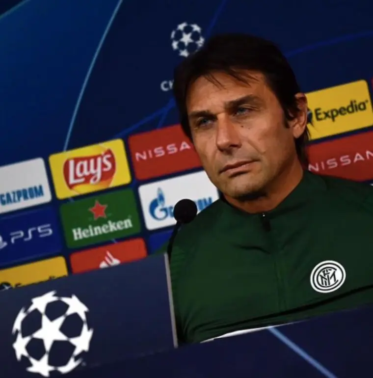Antonio Conte durante una entrevistas tras el partido de Champions League. (@antonioconte)