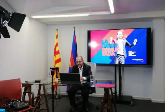 Busca la presidencia del Barcelona ¡regalando pizzas y tatuajes! Busca la presidencia del Barcelona ¡regalando pizzas y tatuajes!