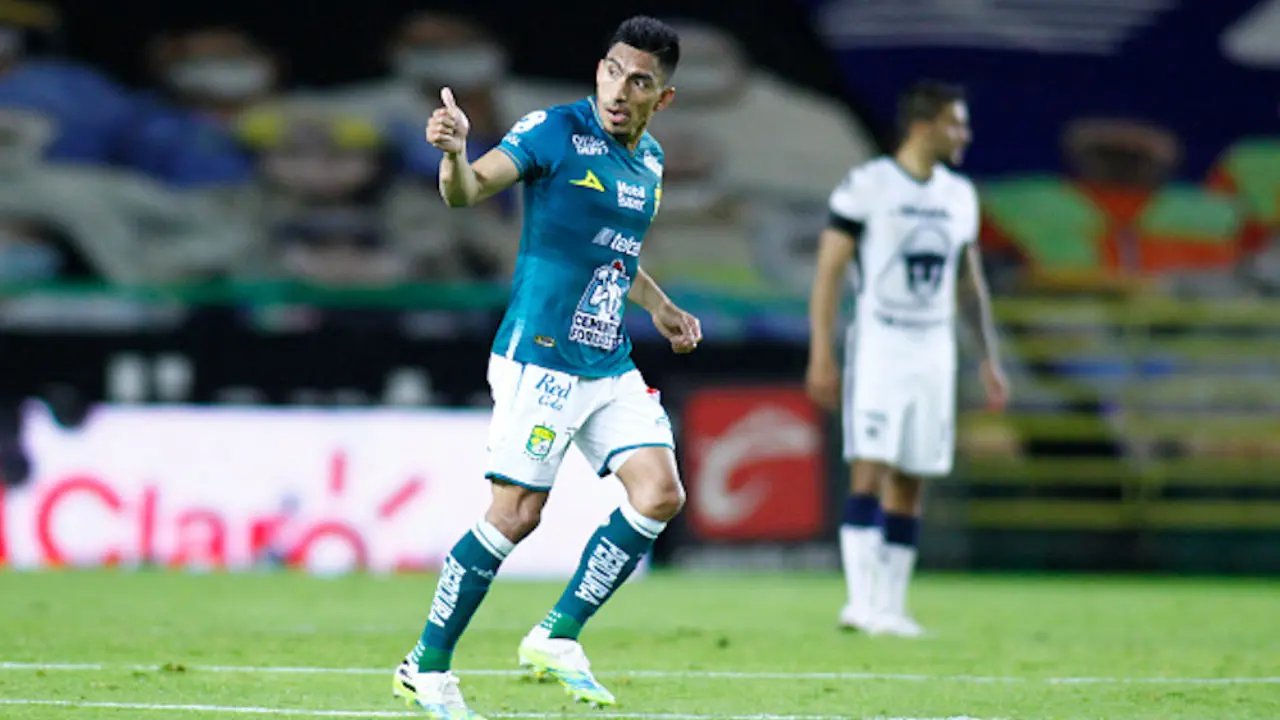 Ángel Mena ante Pumas (Twitter - Club León)