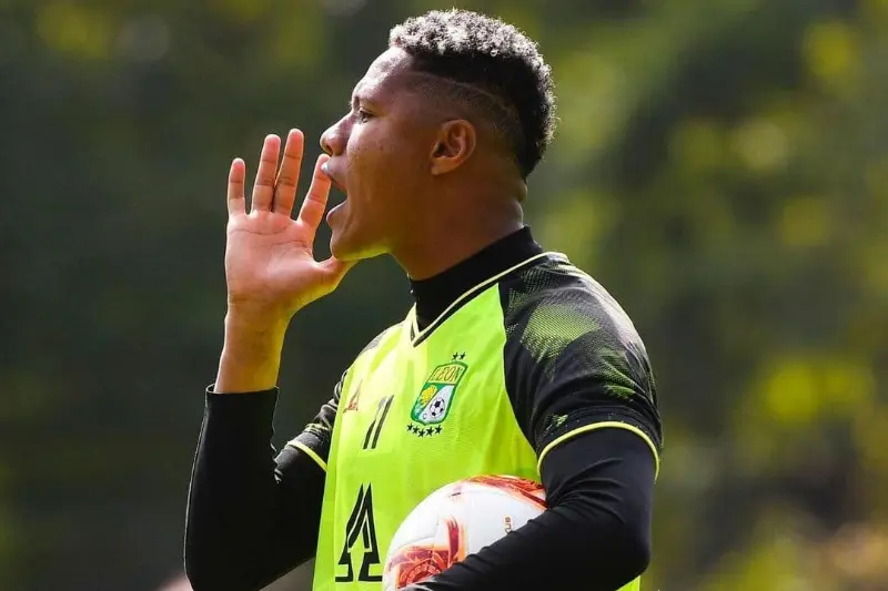 Yairo Moreno entrenando con el club León (Instagram - Club León)