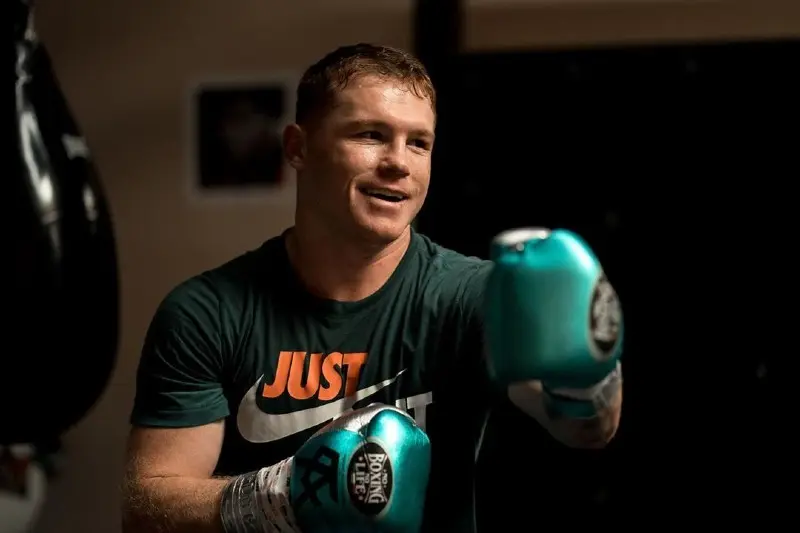 Saúl Canelo Álvarez en un entrenamiento - Instagram @canelo
