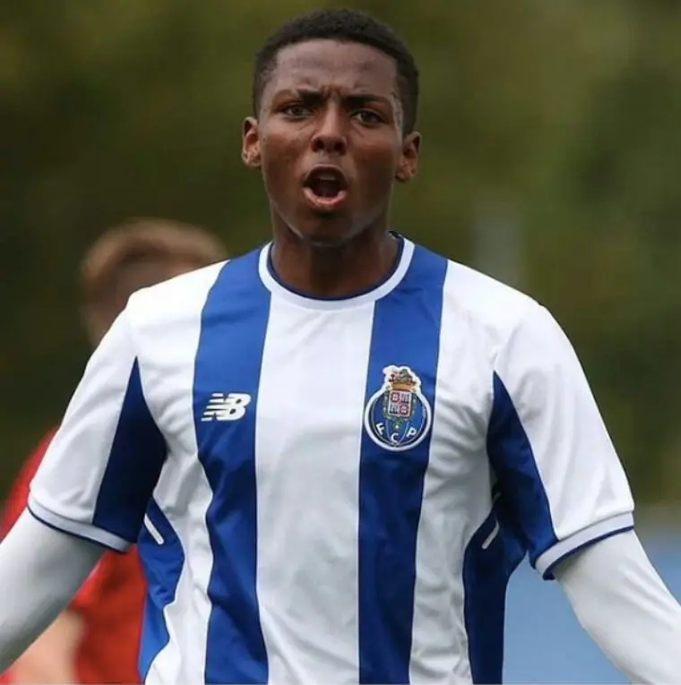 Joao Maleck jugó en el Porto B. (Foto: @futbol.tio22)