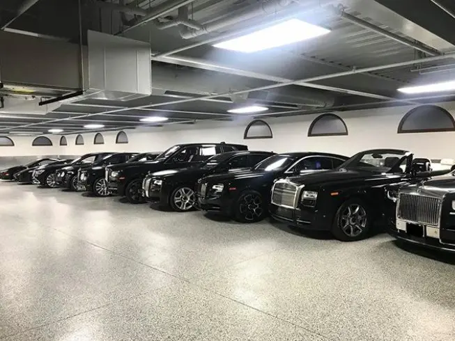 Floyd Mayweather tiene un garage muy selecto