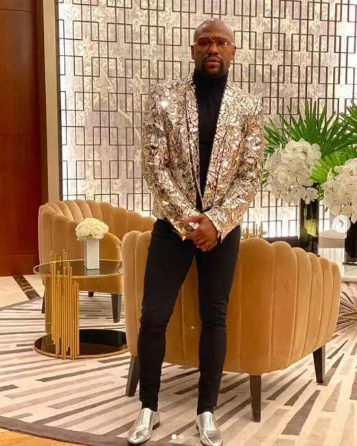 Floyd Mayweather acostumbra vestir de manera elegante