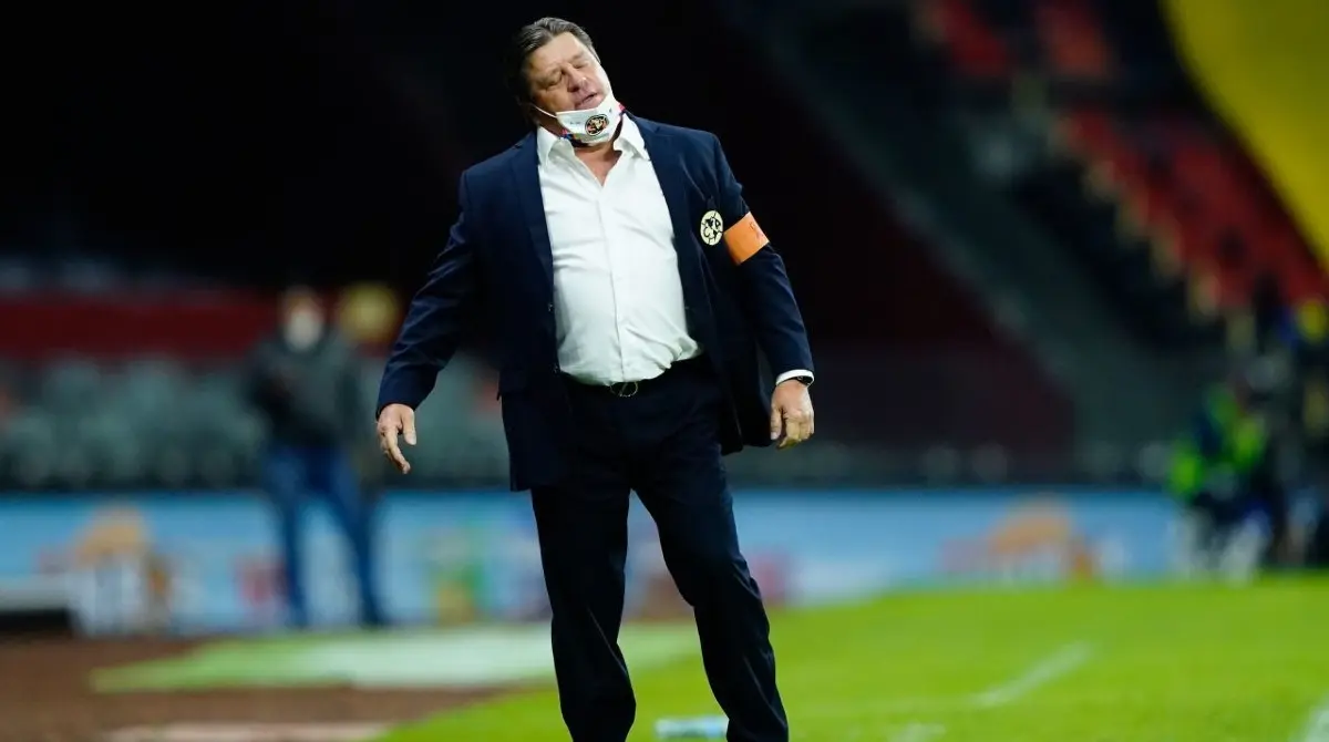 Miguel Herrera lamenta de un gol que recibió el América - Cuarto Oscuro