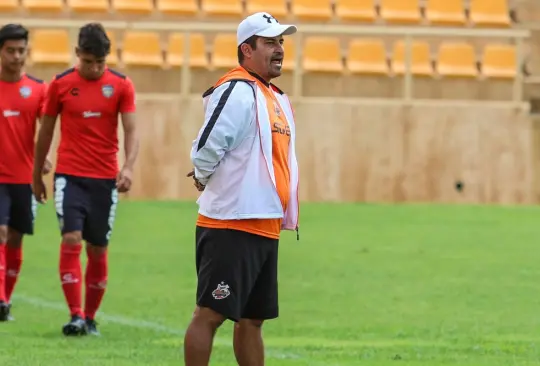 Vuelve a la UNAM: Alejandro Pérez Macías, nuevo DT de Pumas Tabasco Vuelve a la UNAM: Alejandro Pérez Macías, nuevo DT de Pumas Tabasco