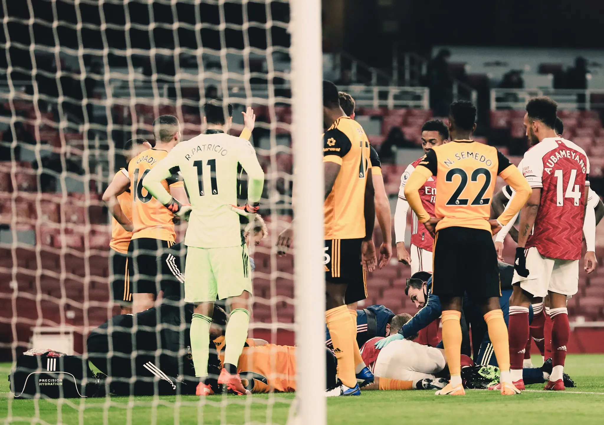 Facebook @Wolves