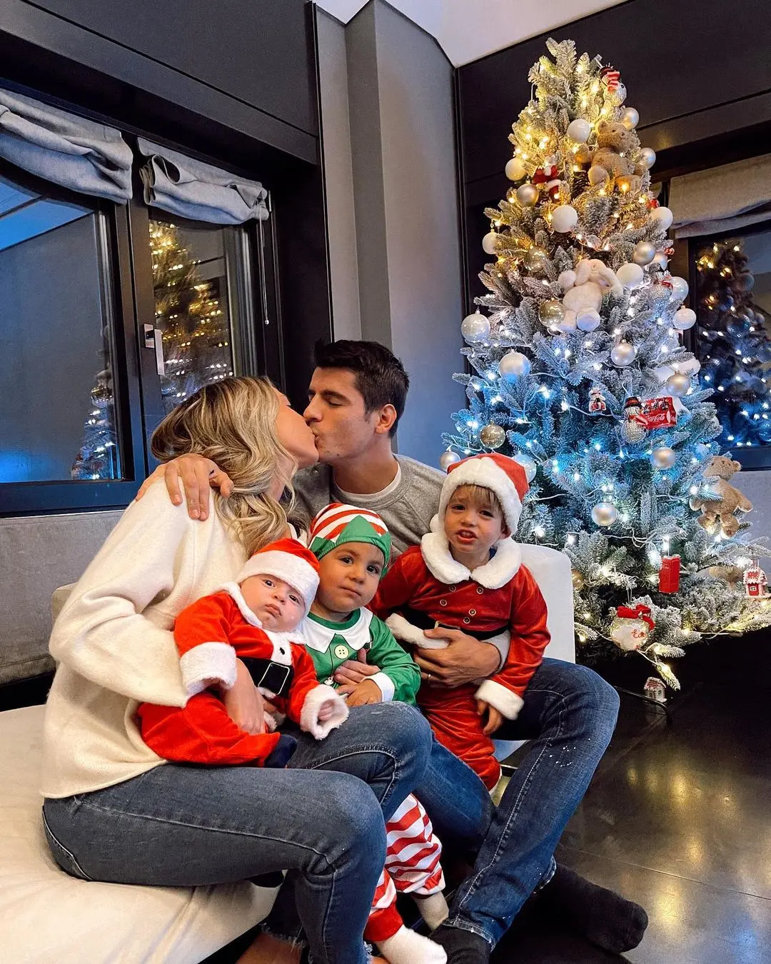 Álvaro Morata y su familia festejan la Navidad en casa