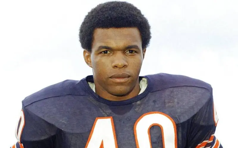 Gale Sayers - Twitter @AroundTheNFL