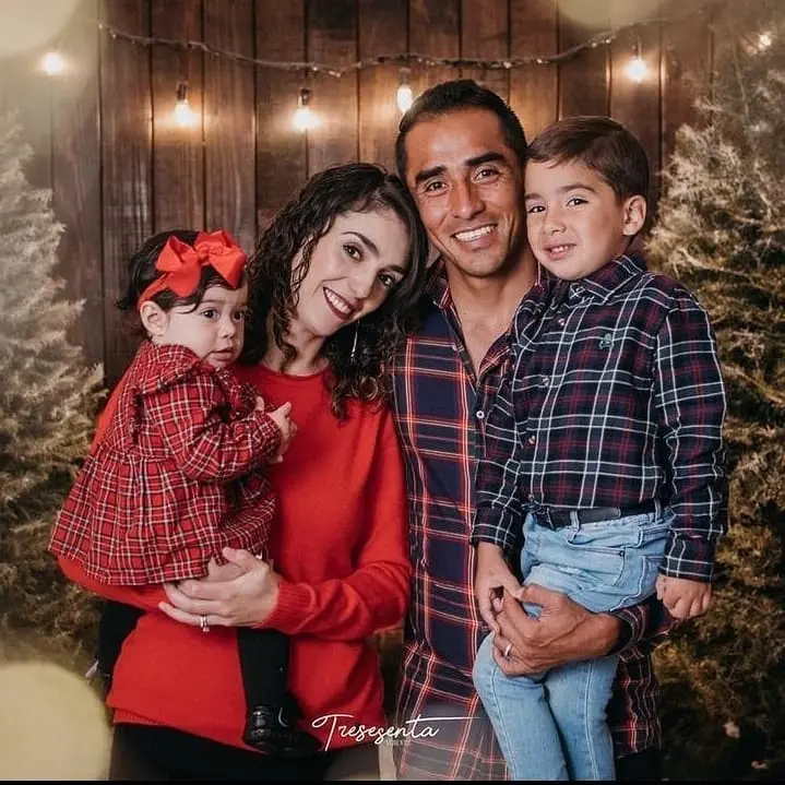 Rafael Baca y su familia esta Navidad