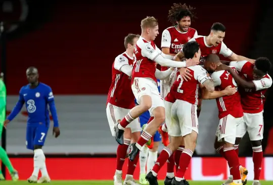 ¡Sorpresa en Boxing Day! Arsenal derrota al Chelsea y se aleja del descenso