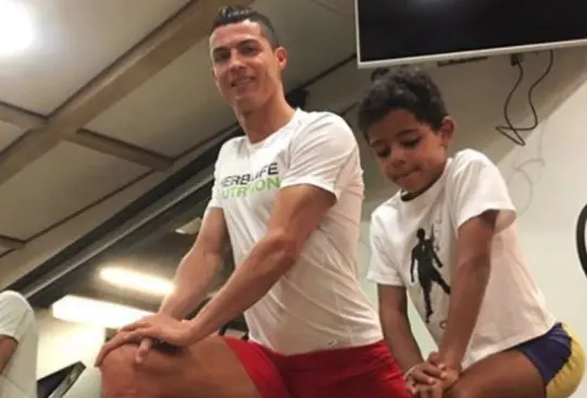 El estricto estilo de vida que Cristiano Ronaldo inculca a su hijo El estricto estilo de vida que Cristiano Ronaldo inculca a su hijo