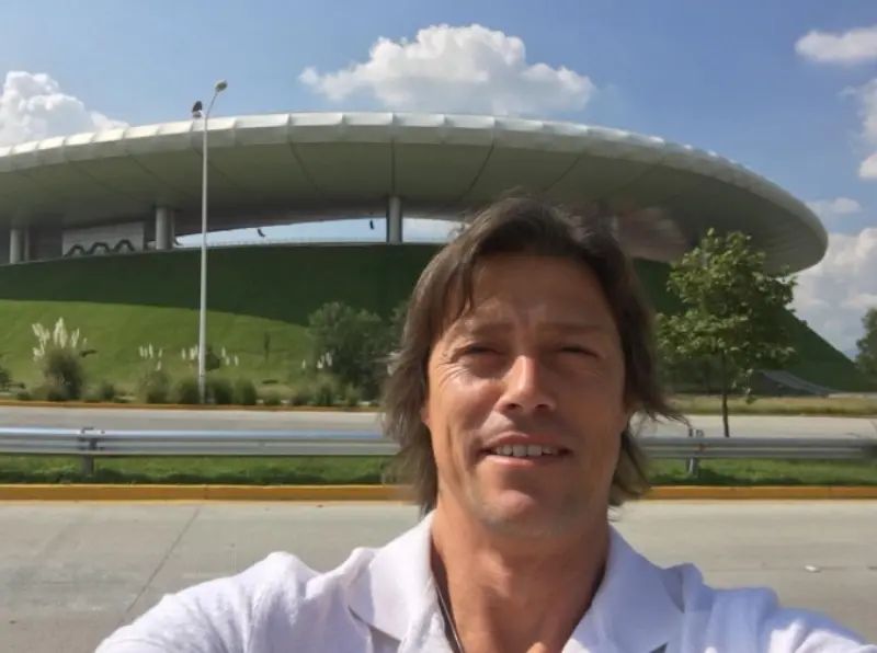 Almeyda le guarda cariño a Chivas (@peladoalmeyda)
