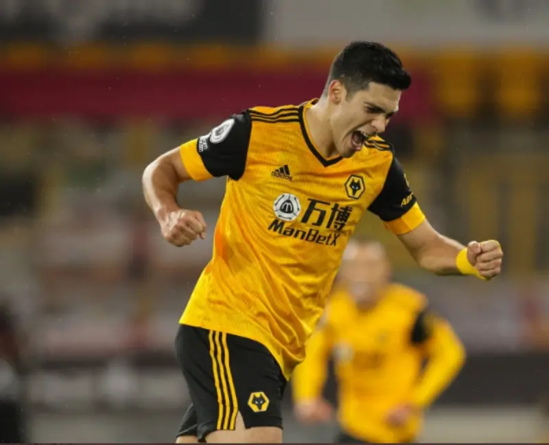 RJ9 ha hecho cuatro de los 18 goles (@Raul_Jimenez9)
