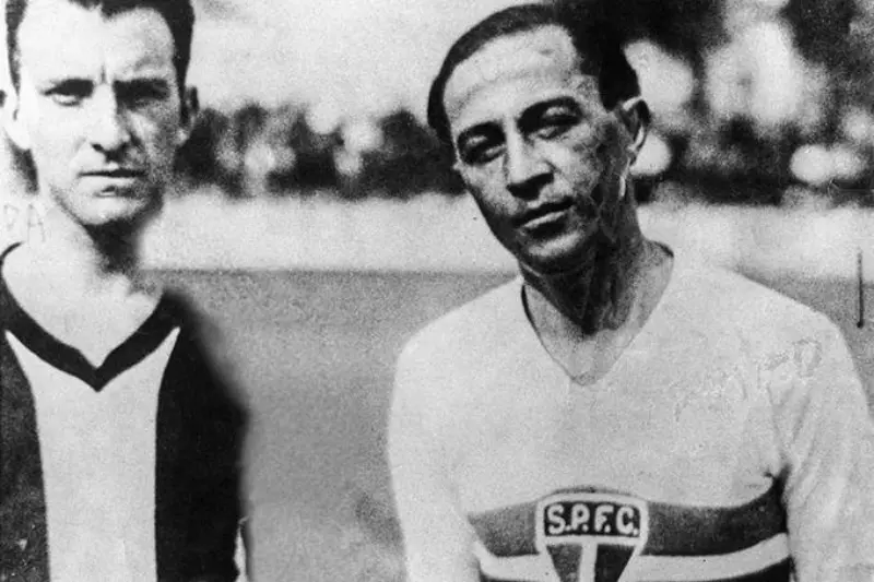 Friedenreich vistió la playera del Sao Paulo (colgadosporelfutbol.com)