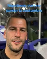 Edgar Mendez en un bus de la CDMX