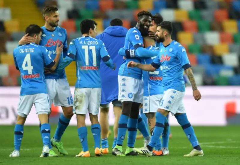 'Chucky' Lozano jugó los 90 minutos (FB: SSC Napoli)