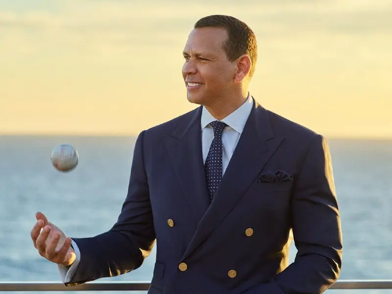 Alex Rodríguez con una pelota de beisbol - Twitter @ARod