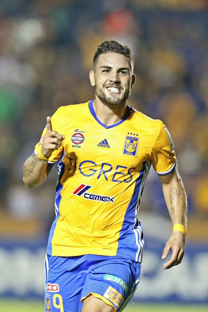Andy Delort sólo estuvo dos torneos con Tigre (@AndyDelort9)