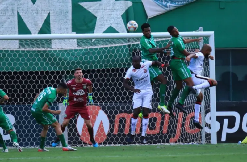 El Chapecoense descendió en 2019 (@ChapecoenseReal)