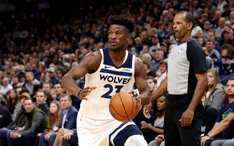Jimmy butler en un partido de los Minnesota Timberwolves - Twitter @NBAStats