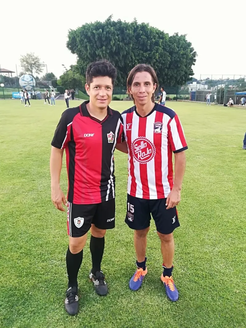'El Pollo' Salazar junto a 'El Tilón' Chávez (@tilonchavez15)