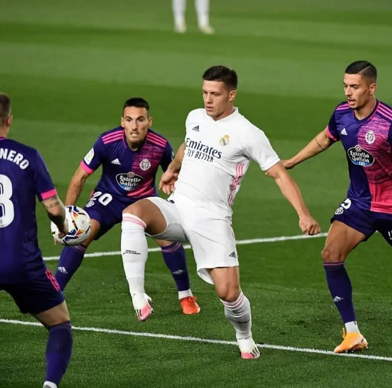 Luka Jovic en un partido del Real Madrid - Instagram @lukajovic