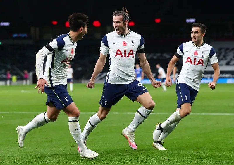 Gareth Bale sólo lleva un gol en su regreso a Londres (FB: Tottenham Hotspur)