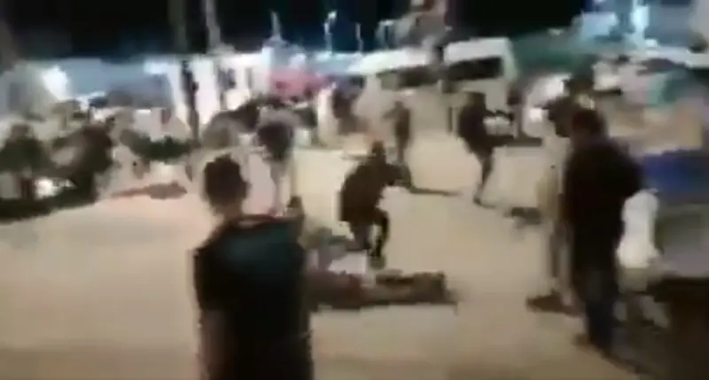 La pelea se extendió a lo largo de la avenida (@josejuanvazkez)