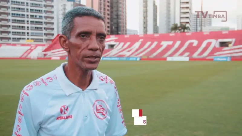 Nivaldo aún es un ídolo entre los fans del Náutico (YouTube: TV Timbra)