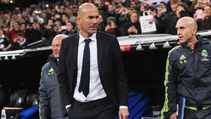 Zidane sería el candidato para dirigir a Francia (@realmadrid)