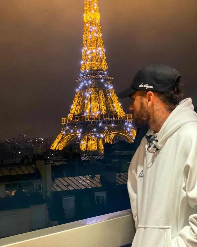 Infringiría las normas de distanciamiento social (@neymarjr)