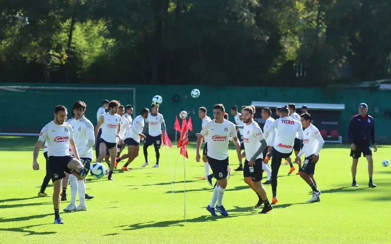 Entrenamiento de Chivas - Twitter @Chivas