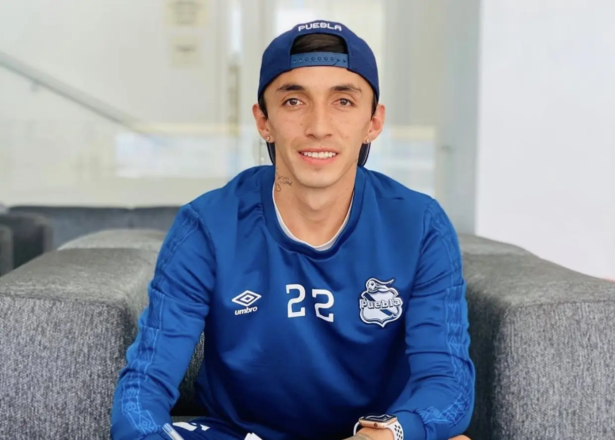 Omar Fernández con Puebla
