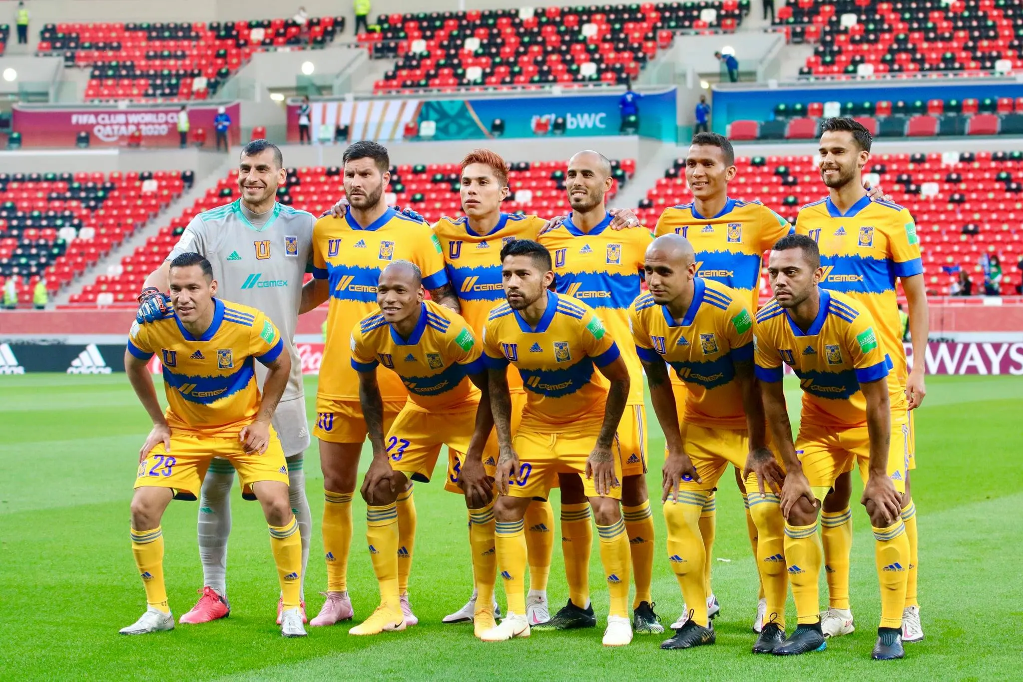 Facebook @tigresoficial