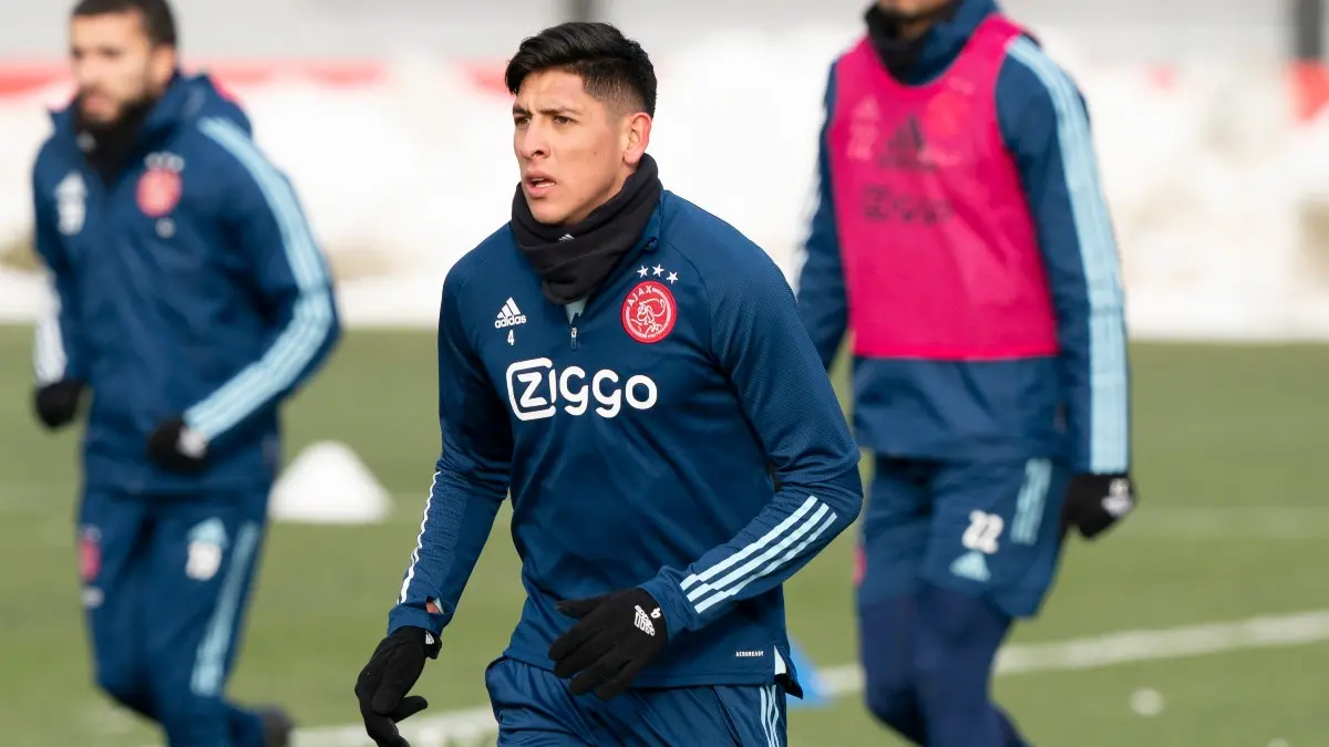 Edson Álvarez en un entrenamiento del Ajax - Twitter @AFCAjax