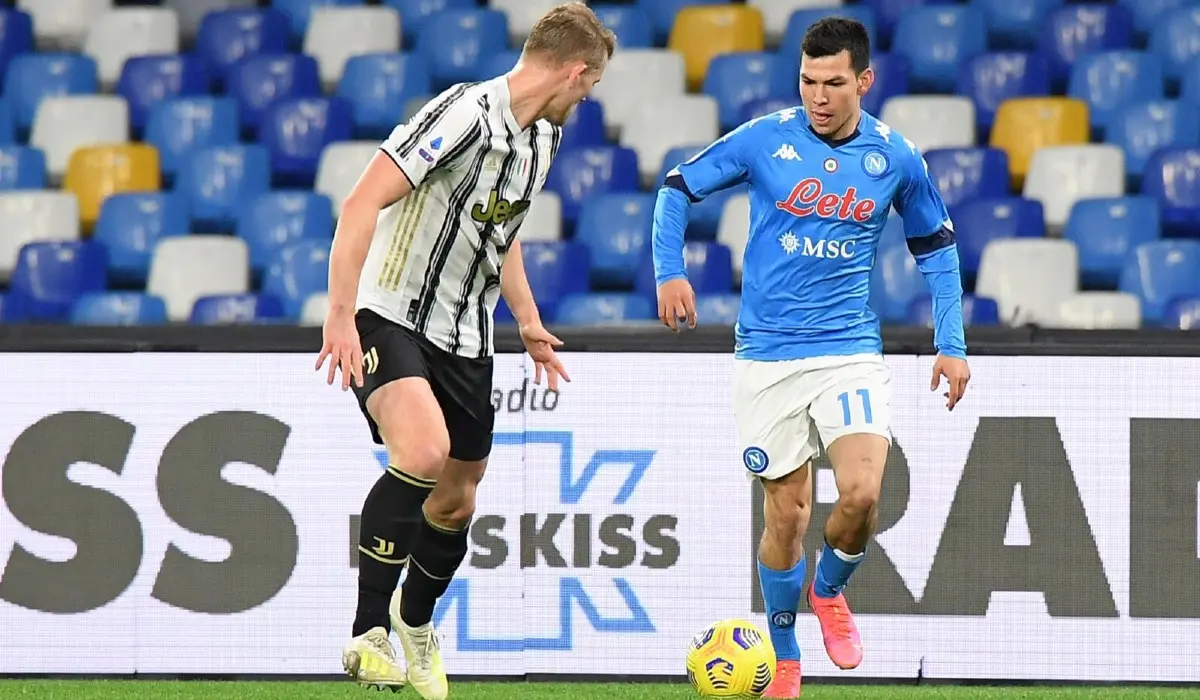 Chucky Lozano en el Napoli vs Juventus - Twitter @sscnapoli