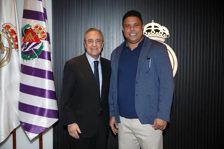 Twitter (@Ronaldo)