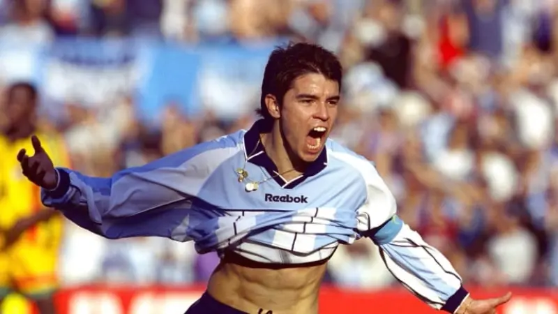 Argentina fue líder en las eliminatorias rumbo a Corea-Japón 2002 (FIFA.com)