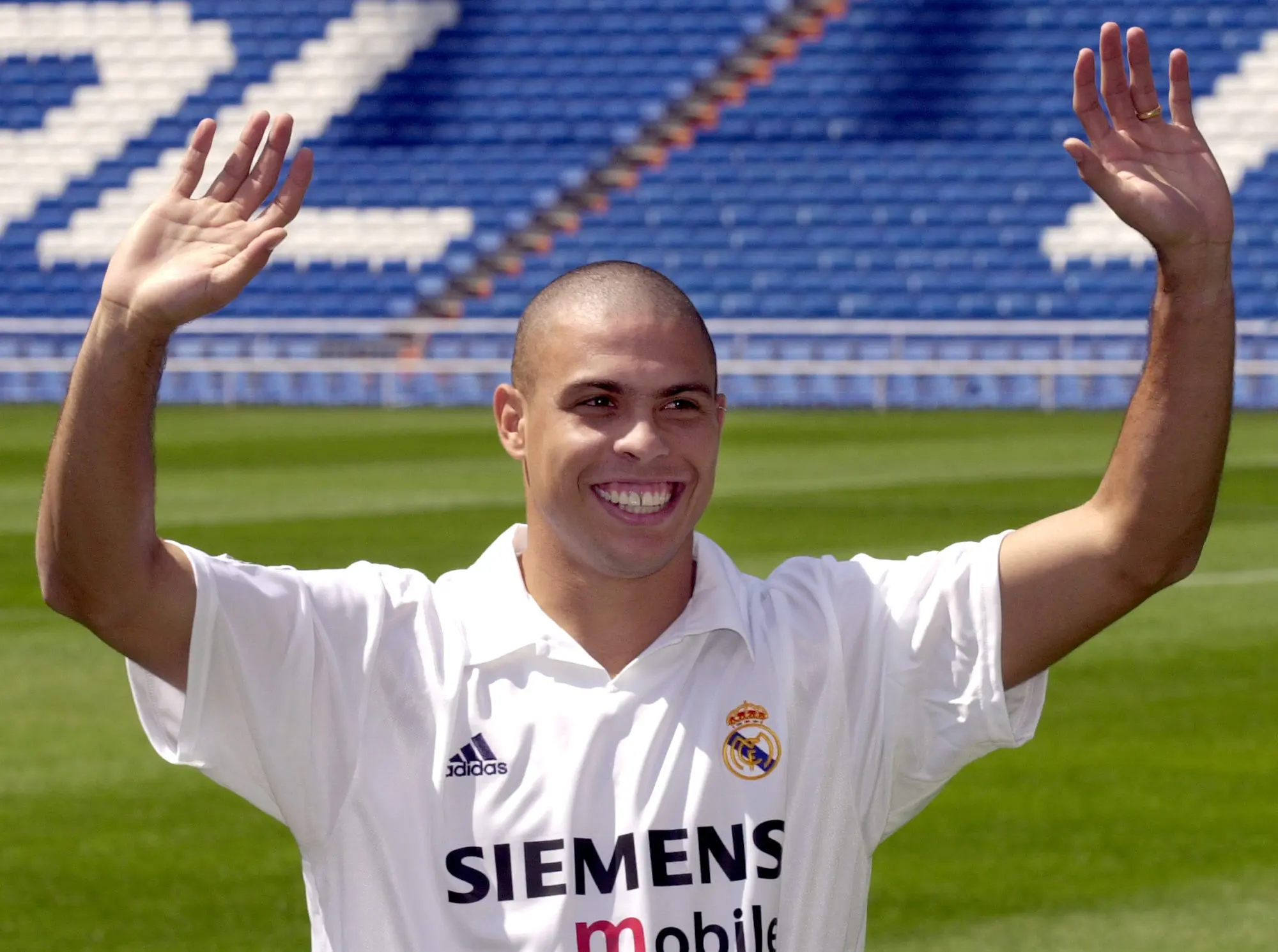 Ronaldo en su presentación con el Real Madrid (Twitter - @LaLiga)