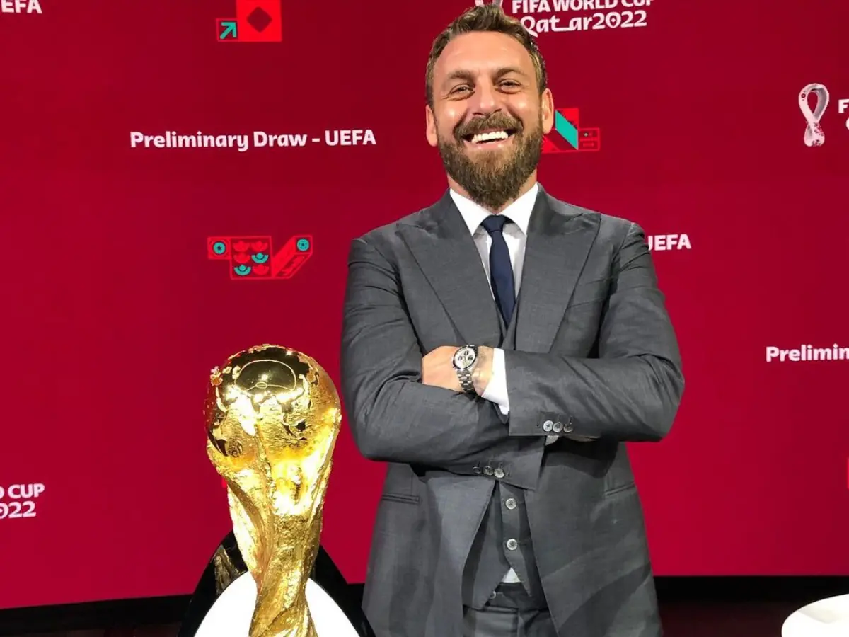 Daniele de Rossi con la Copa del Mundo - @danielederossi