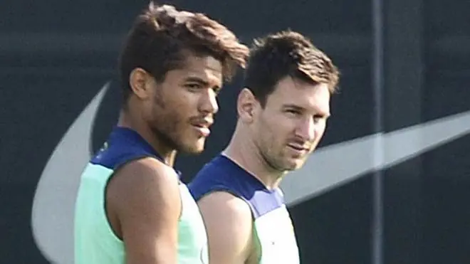 Jonathan Dos Santos y Lionel Messi en un entrenamiento del Barcelona - Marca.com