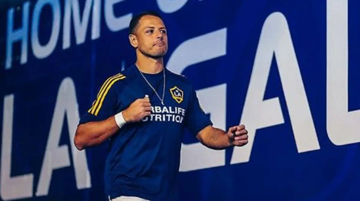 Instagram @Ch14_