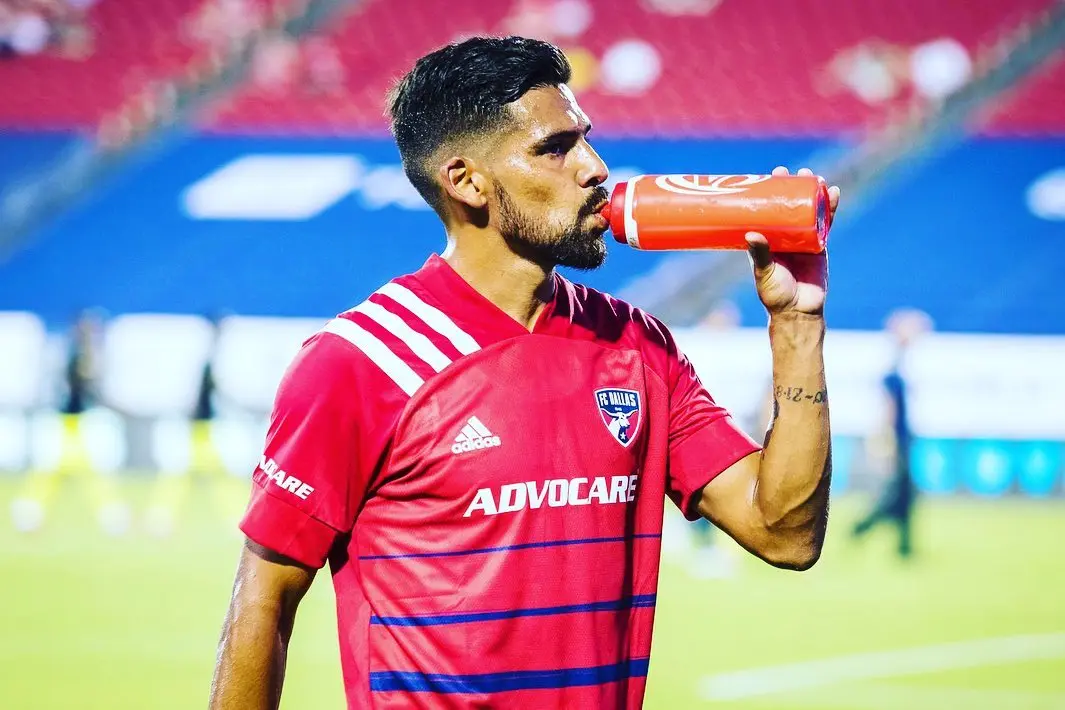 Franco Jara al finalizar un juego con el FC Dallas - @fran_jara1988