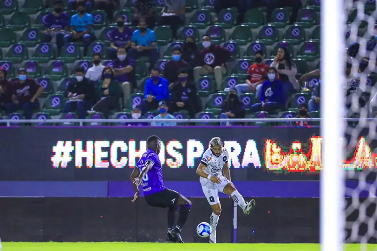 Twitter @Club_Queretaro