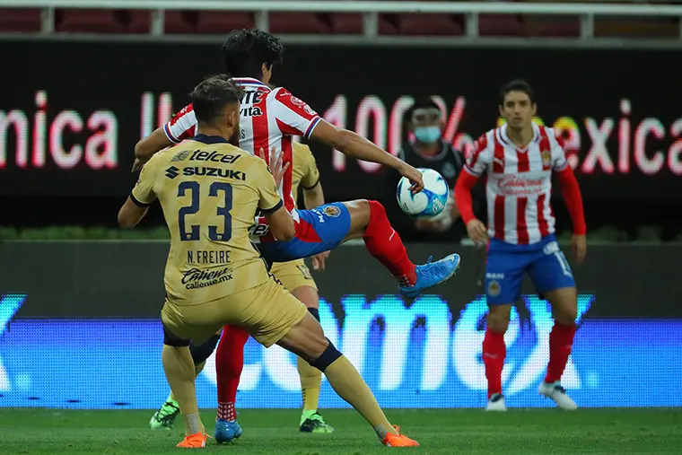 Twitter @Chivas