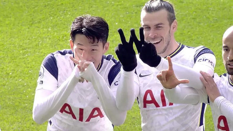 Twitter @SpursOfficial