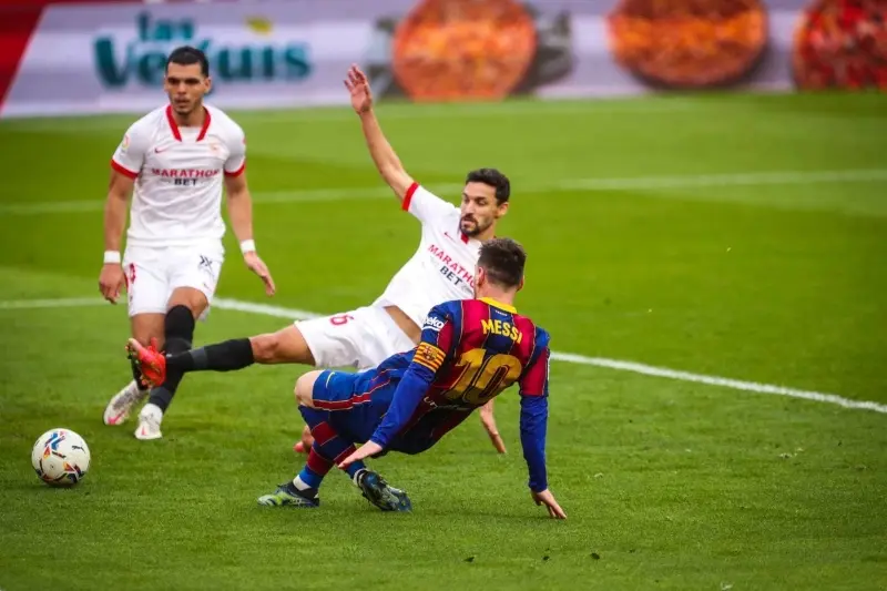 Messi podría salir al PSG o al Manchester City (FB: FC Barcelona)